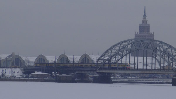Railway access to Riga