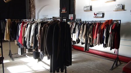 Movie costumes for rent in Cinevilla