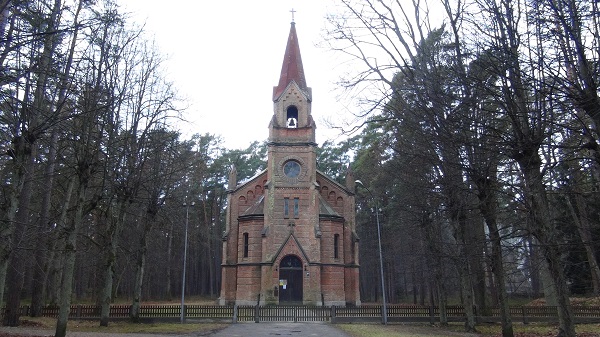 Bulduri Lutheran church, surrounded by a forest park