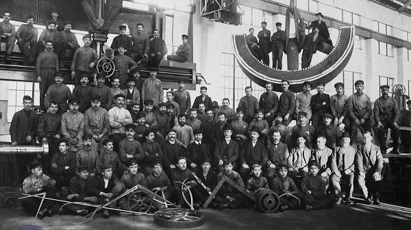 Workers of the Riga Union factory